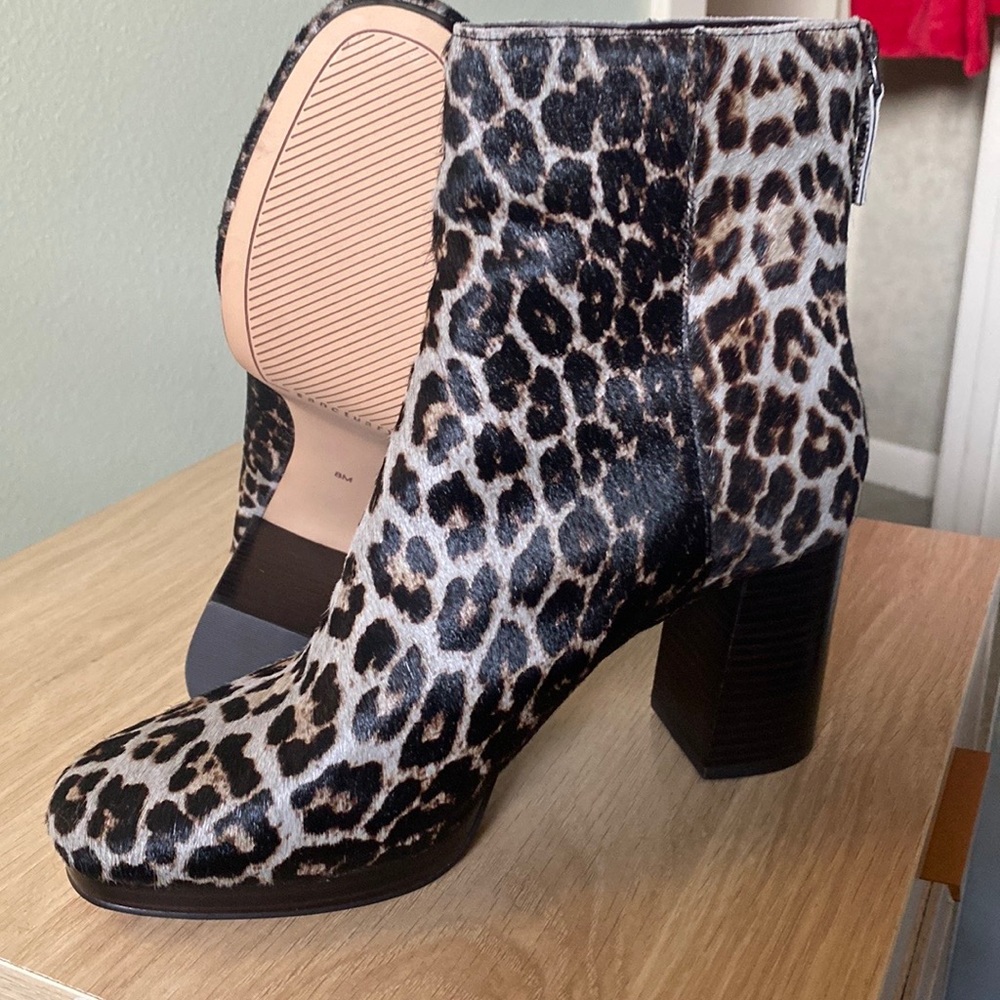 Sanctuary dyed calf fur boots. Size 8. Never worn.